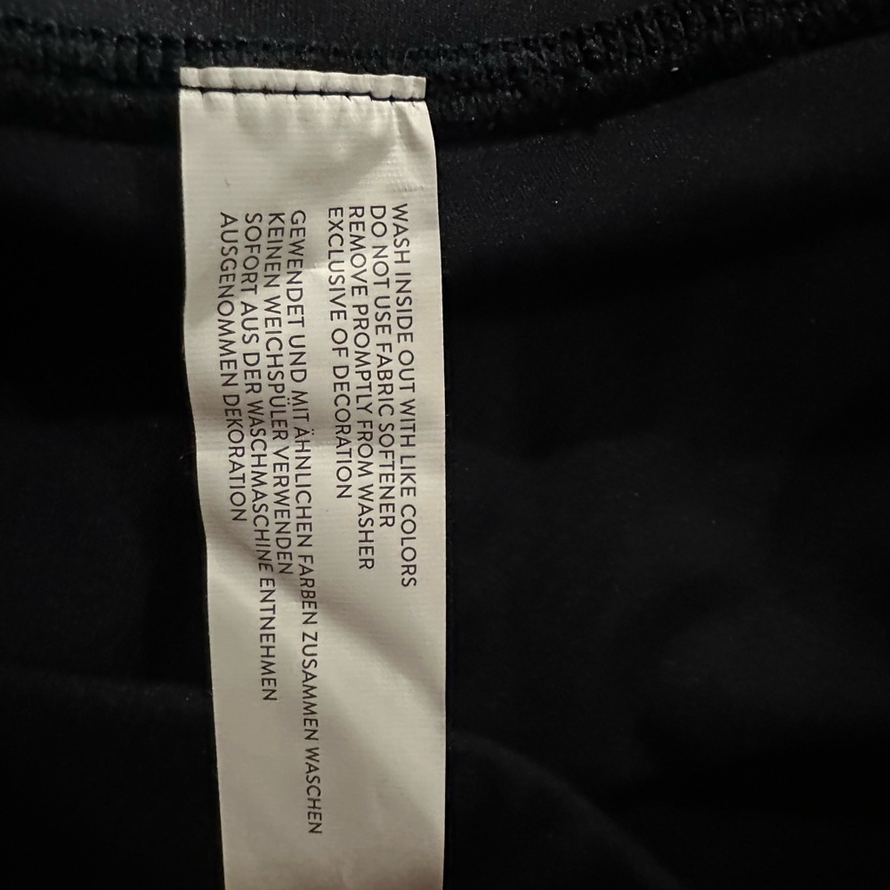 Peloton Women’s Black Leggings - Picture 6 of 6